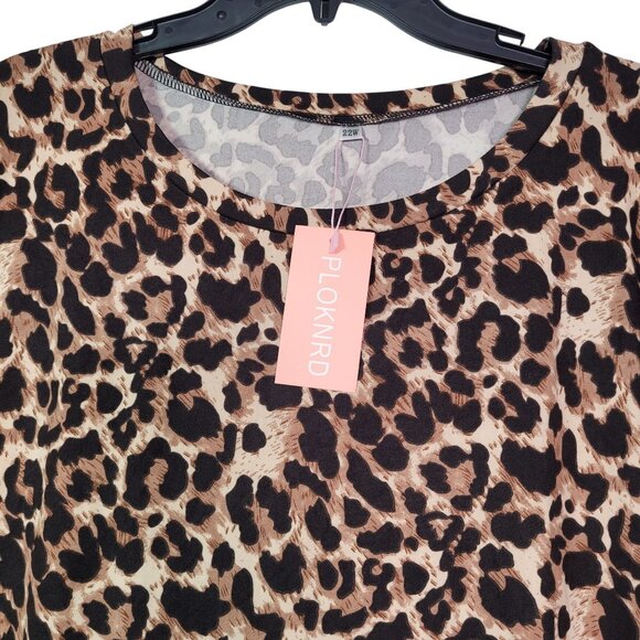 PLOKNRD Women's Plus Size Leopard Blouse Short Sleeve With Pockets Size 22W - Picture 3 of 9